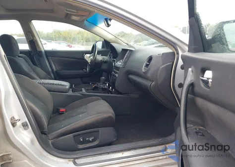 2010 Nissan Maxima 3.5 S from USA, damaged, VIN 1N4AA5AP0AC851201